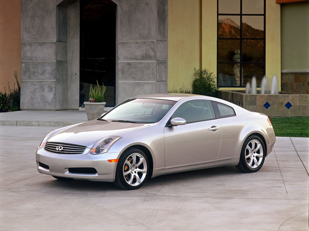 Infiniti G III купе, 2002–2007