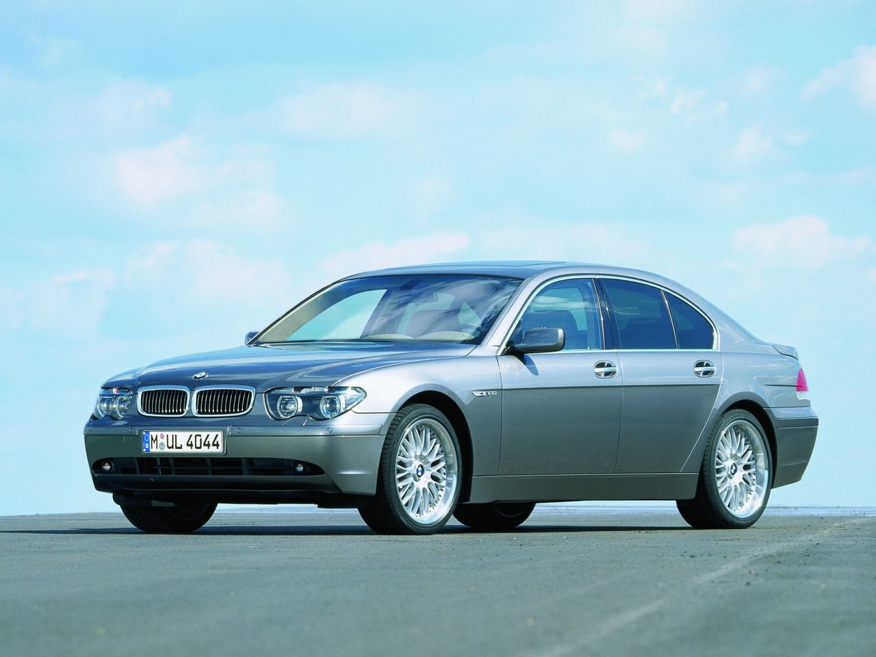 IV (E65/E66) 2001-2005