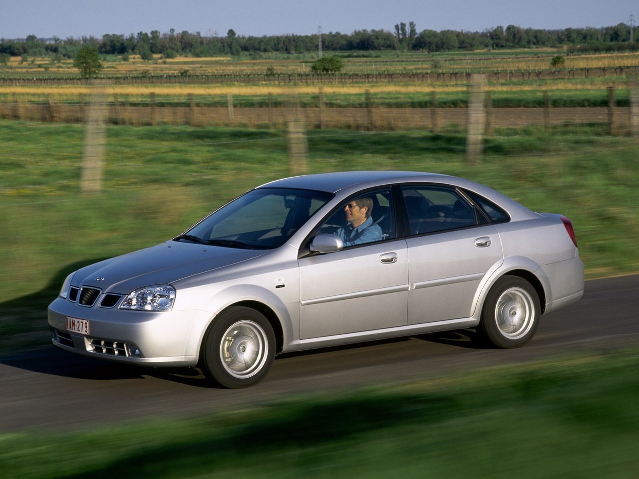 Daewoo Nubira III седан, 2003–2005