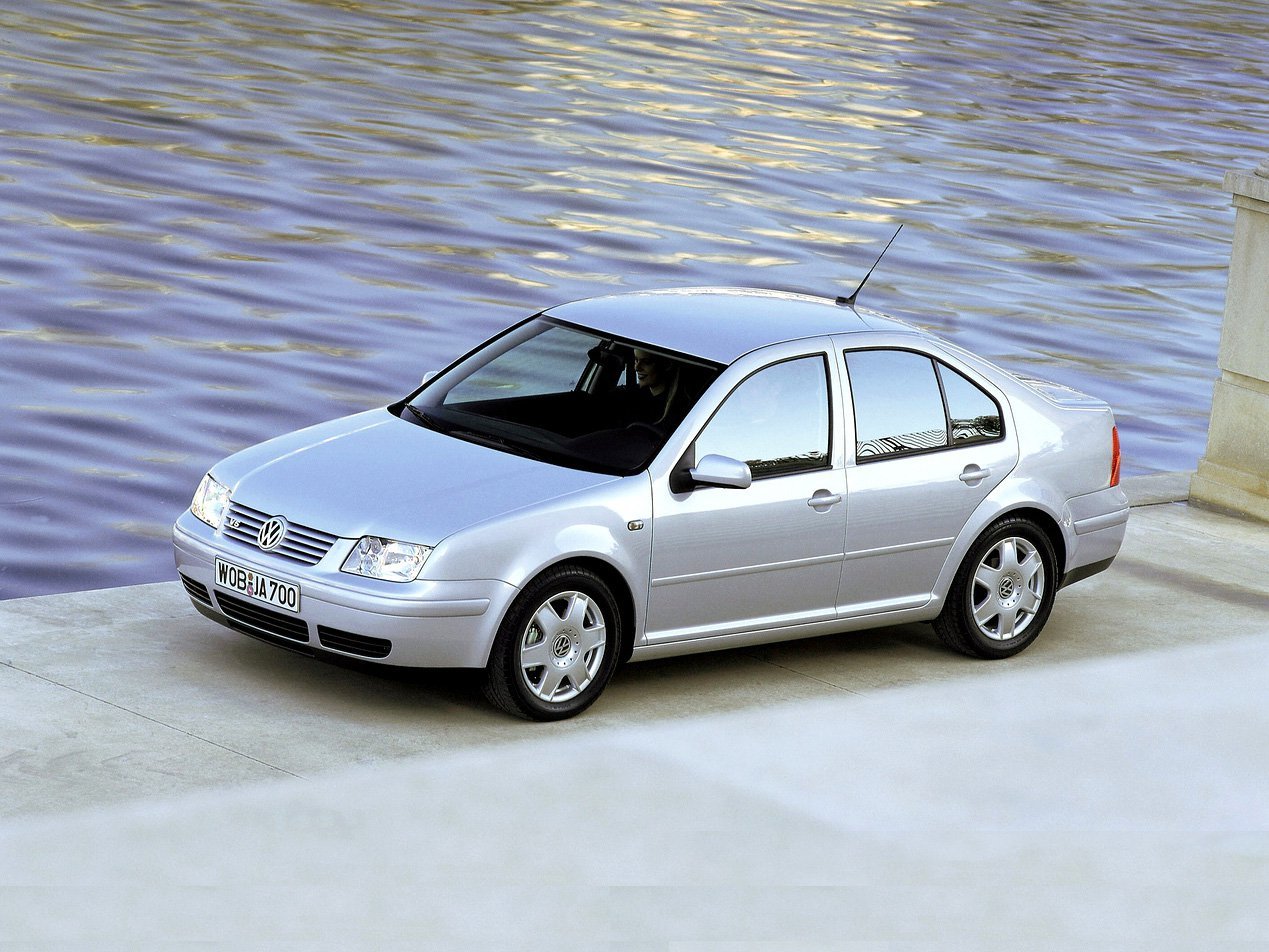Volkswagen Bora I седан, 1998–2005