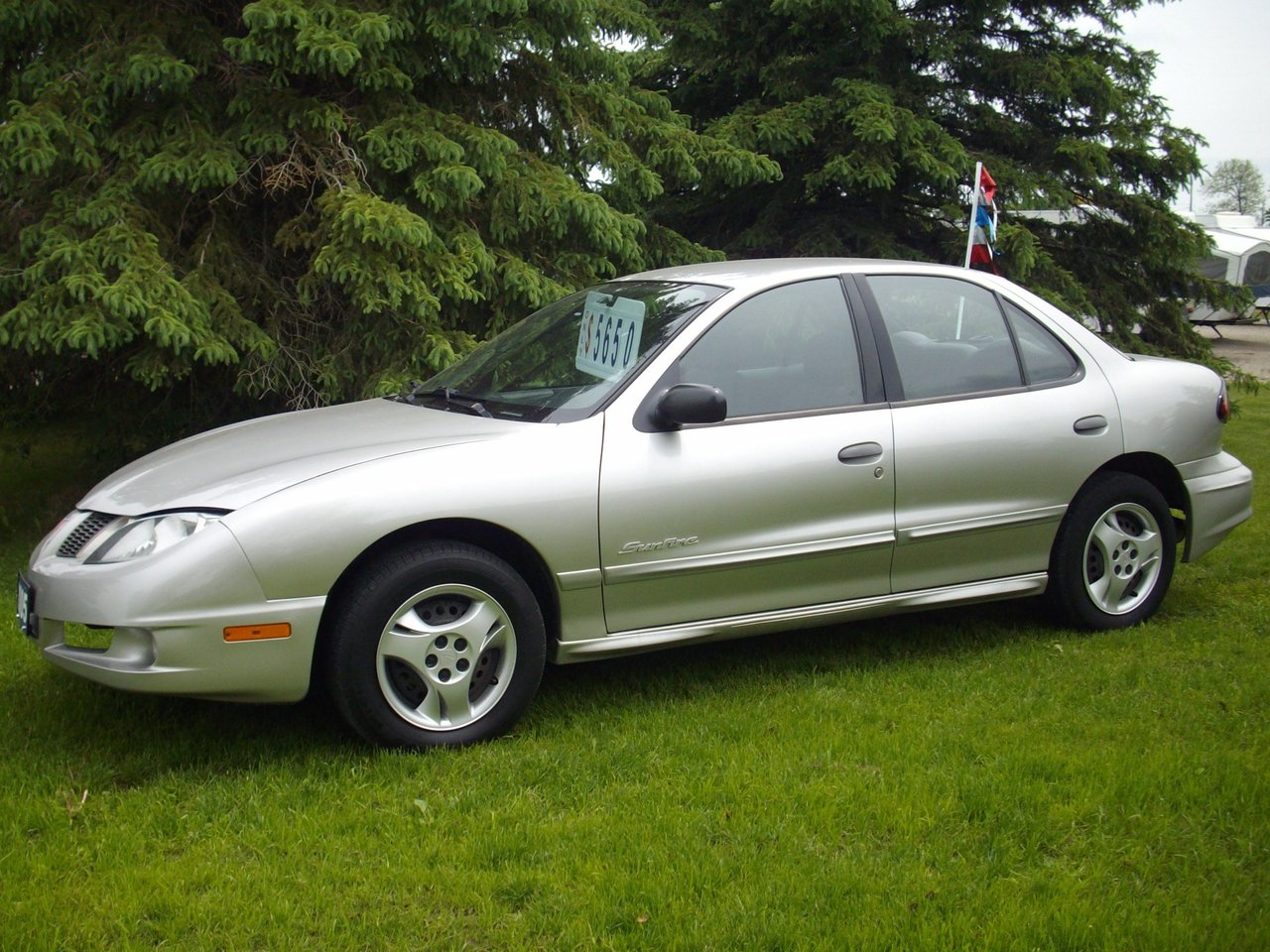 Pontiac Sunfire I седан, 1995–2005