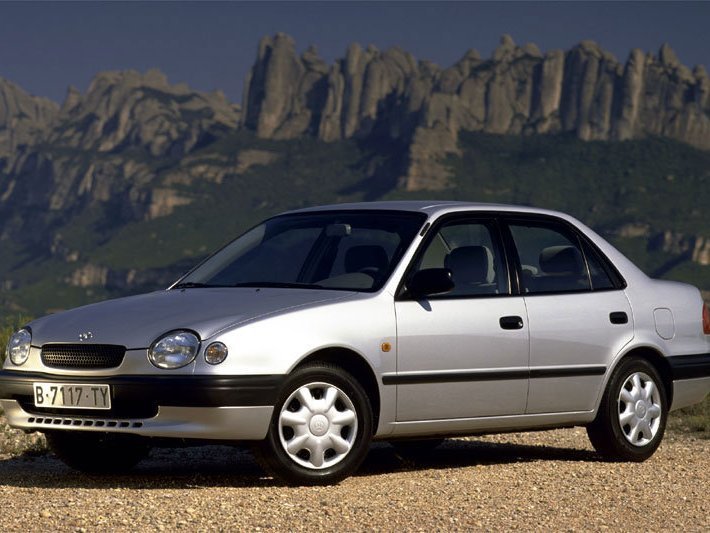 Toyota Corolla VIII (E110) седан, 1995–2000