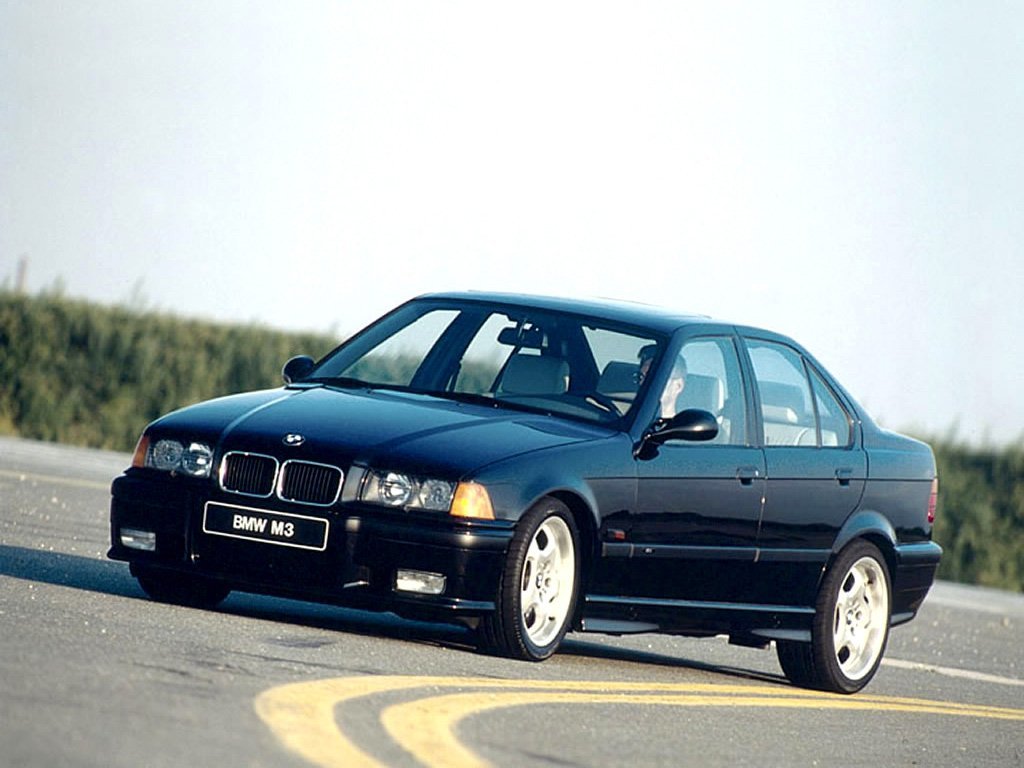 BMW M3 II (E36) седан, 1992–1999