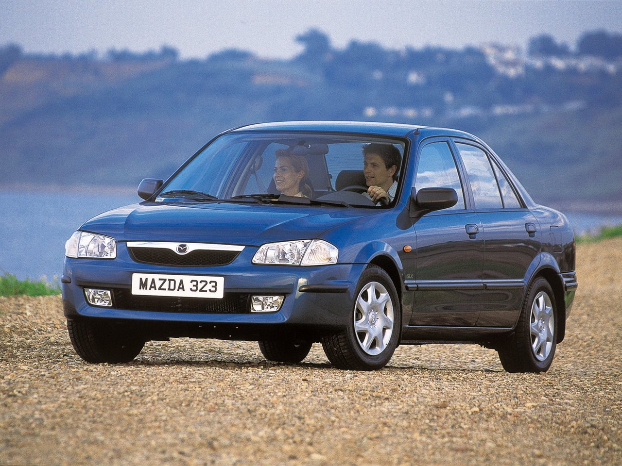 Mazda 323 VI (BJ) седан, 1998–2001