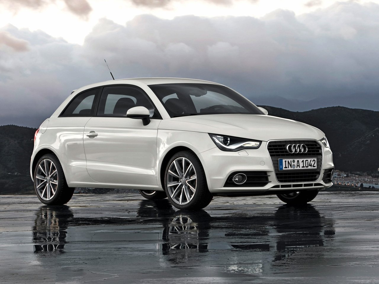 Audi A1 I (8X) хэтчбек 3 дв., 2010–2015