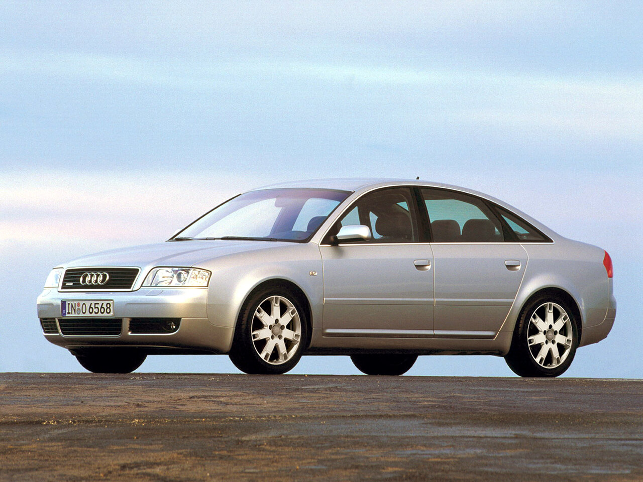Audi A6 II (C5) Рестайлинг седан, 2001–2005