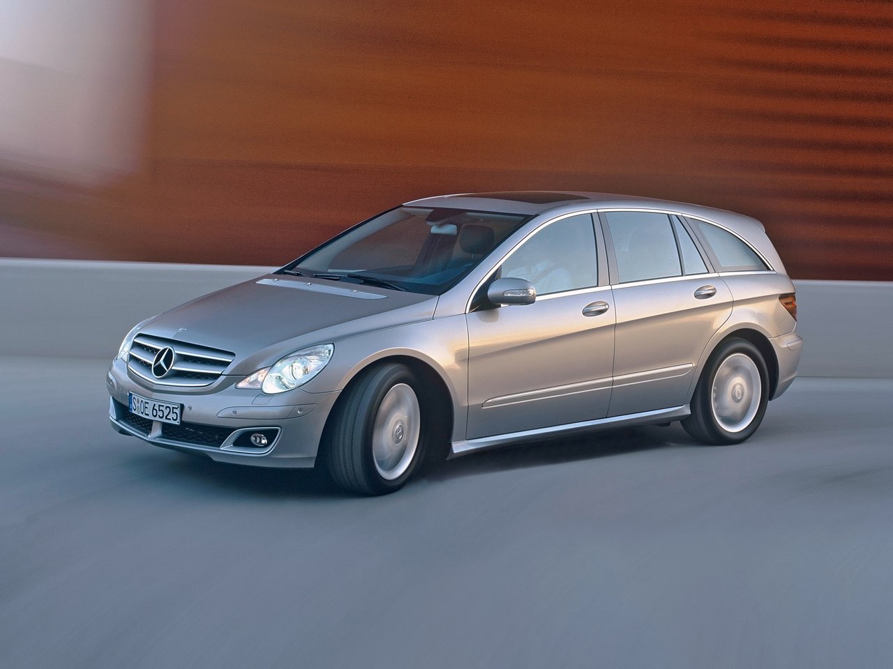 Mercedes-Benz R-Класс I минивэн, 2005–2007