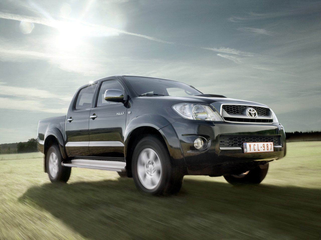 Toyota Hilux VII пикап двойная кабина, 2004–2011