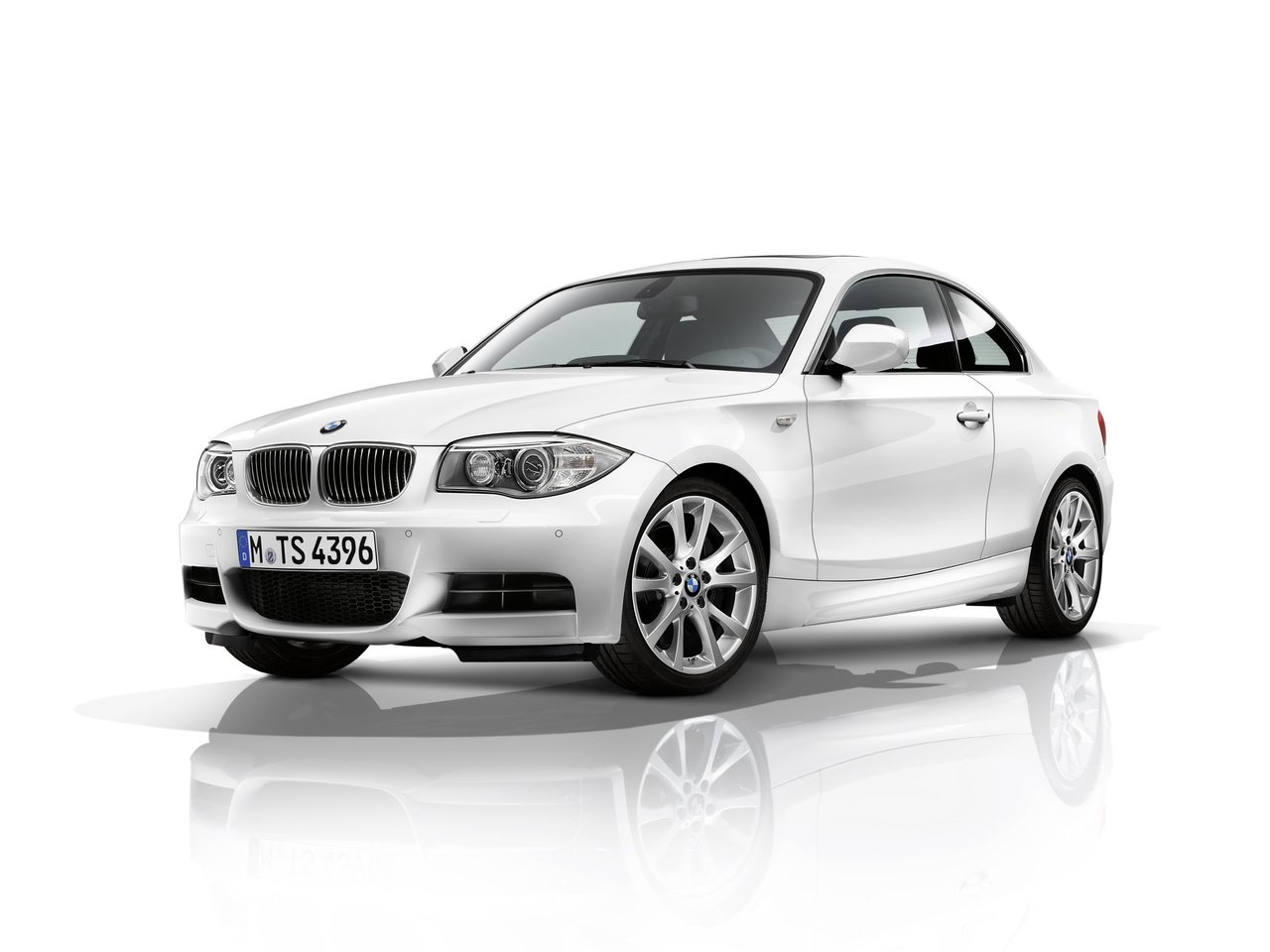 BMW 1 серии I (E82/E88) Рестайлинг 2 купе, 2011–2014