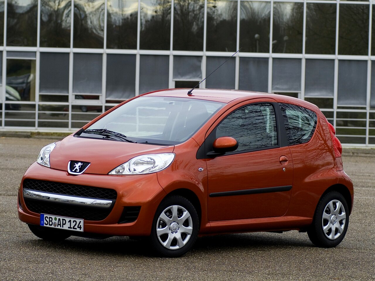 Peugeot 107 I Рестайлинг хэтчбек 3 дв., 2009–2012