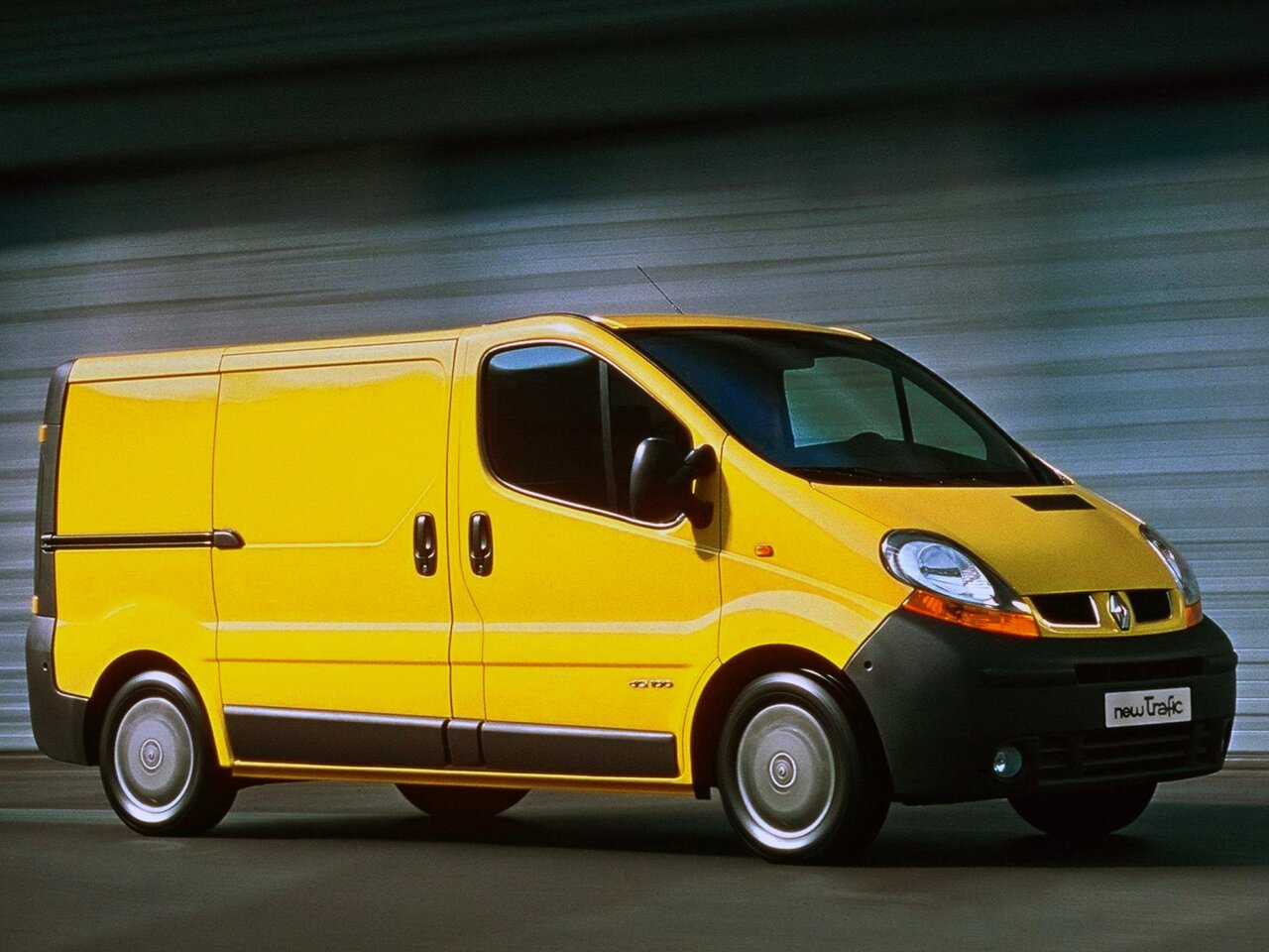 Renault Trafic II фургон, 2001–2006