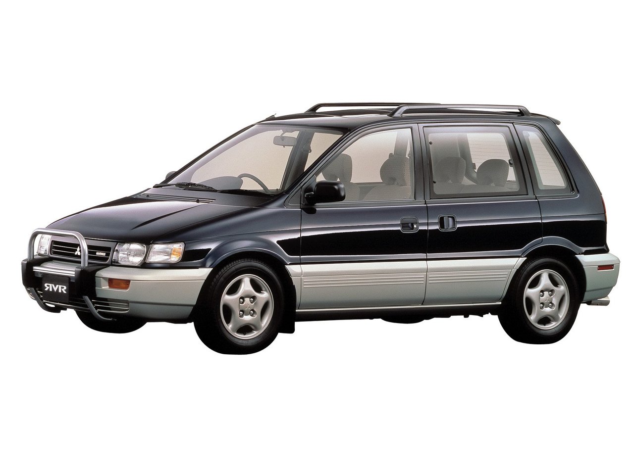 Mitsubishi RVR I компактвэн, 1991–1997