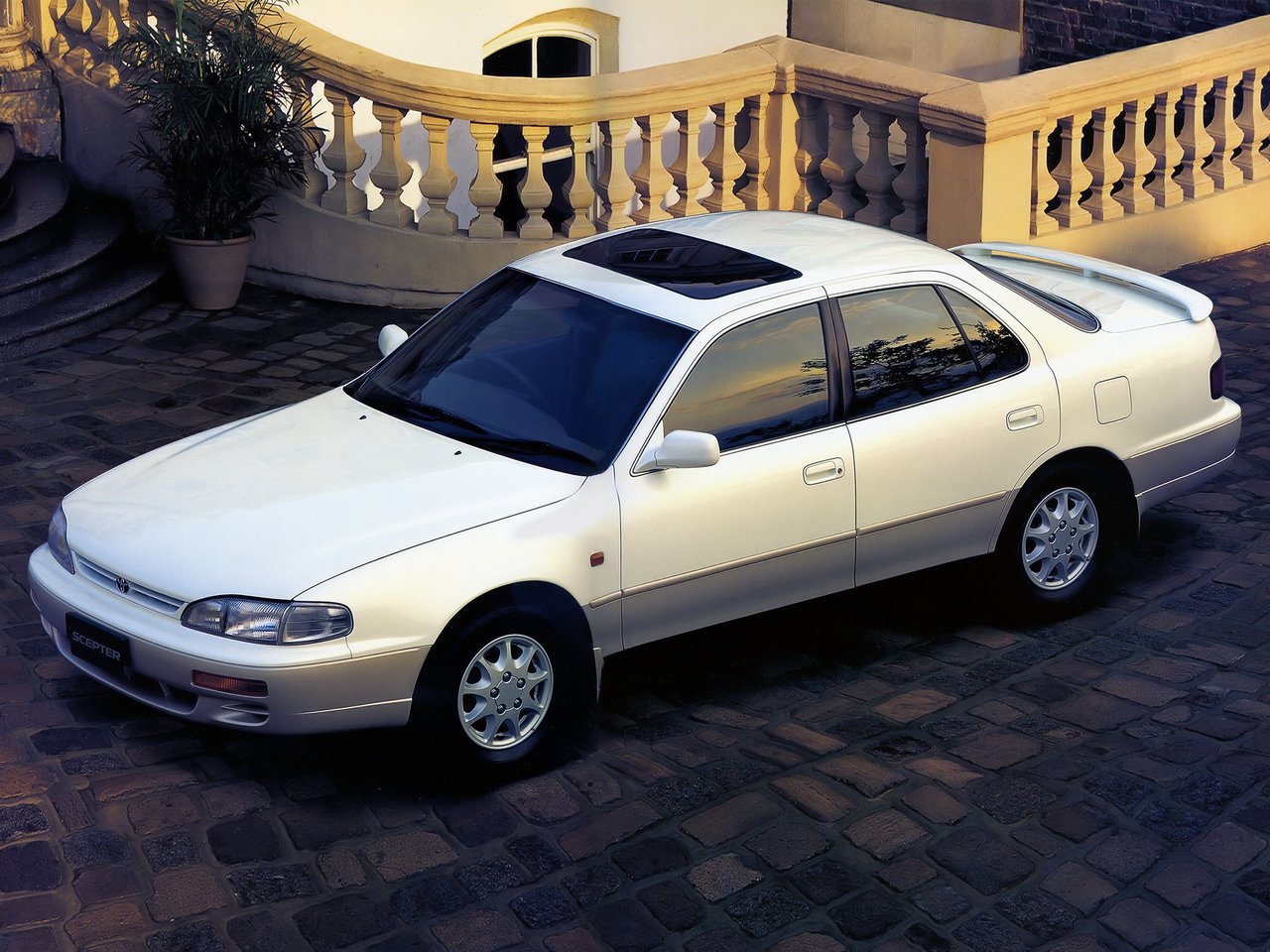 Toyota Scepter I седан, 1992–1996