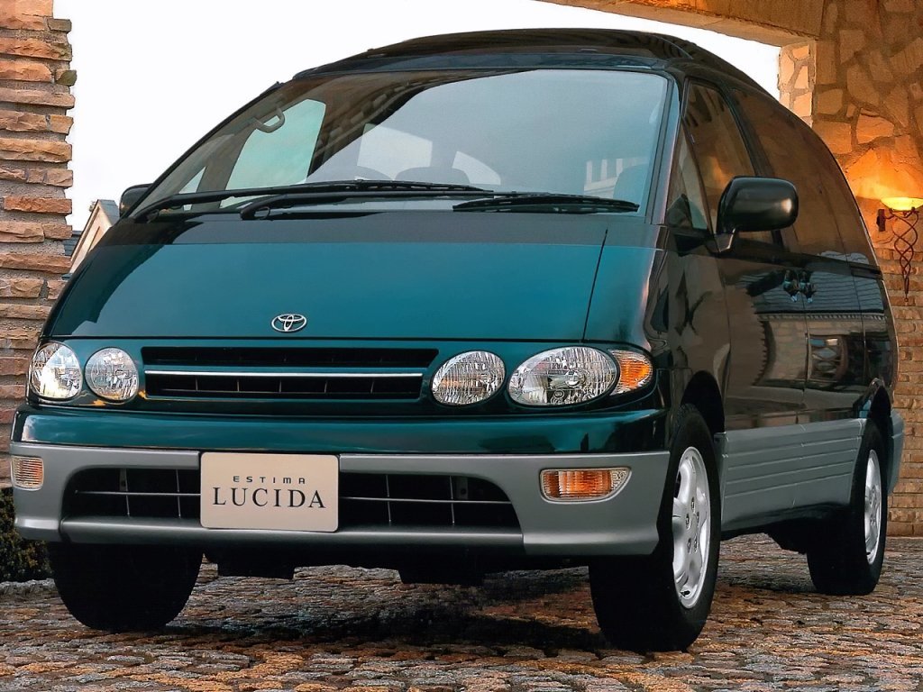 Toyota Estima I минивэн lucida, 1990–2000