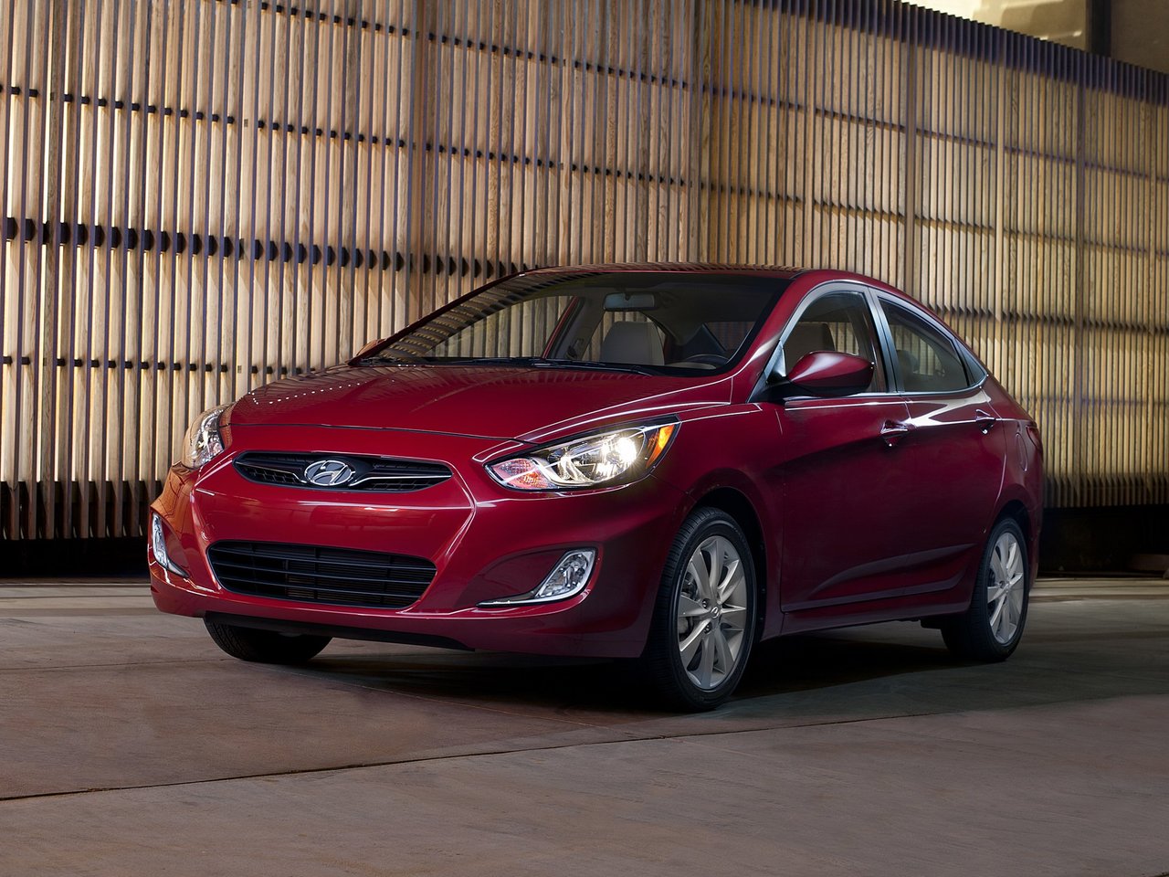 Hyundai Accent IV седан, 2010–2019