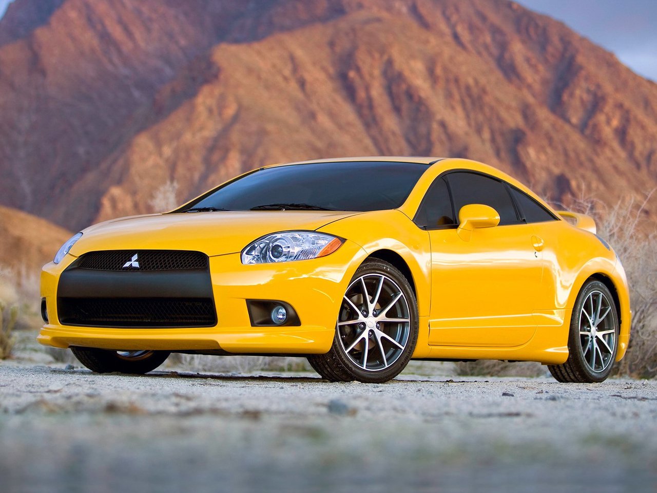 Mitsubishi Eclipse IV Рестайлинг купе, 2008–2011