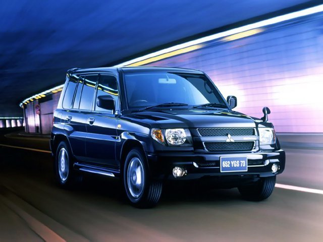 Mitsubishi Pajero iO I внедорожник 5 дв., 1998–2007