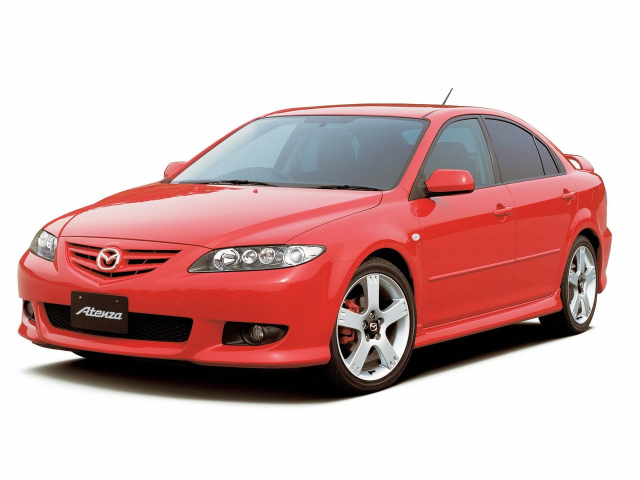 Mazda Atenza I лифтбек, 2002–2008